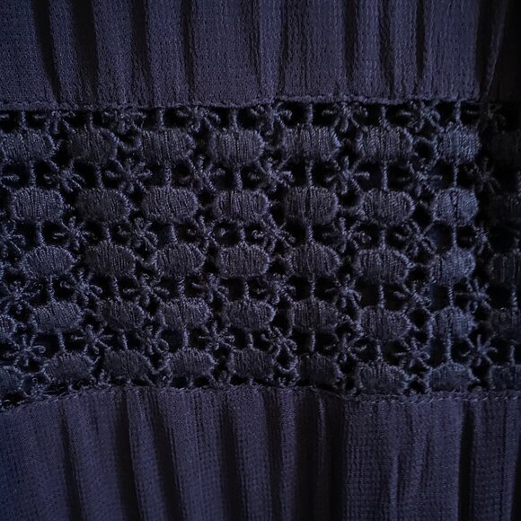 ZARA Navy Blue Sleeveless Dress with Crochet Style Details - Picture 6 of 10